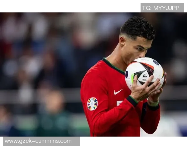 泰国球迷心目中的足球明星排行榜揭晓你最喜欢的是谁 泰国球迷心目中的足球明星排行榜揭晓你最喜欢的是谁