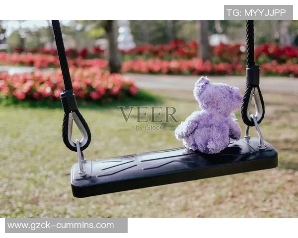 足球泰迪的奇幻冒险之旅带你领略绿茵场上的友情与梦想